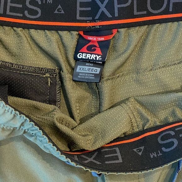 Gerry Activewear Athletic Army Green Shorts With Zip Pockets - Picture 7 of 7